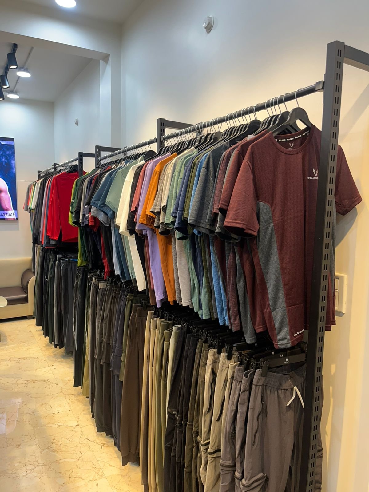 Cloth Display Rack photo 2