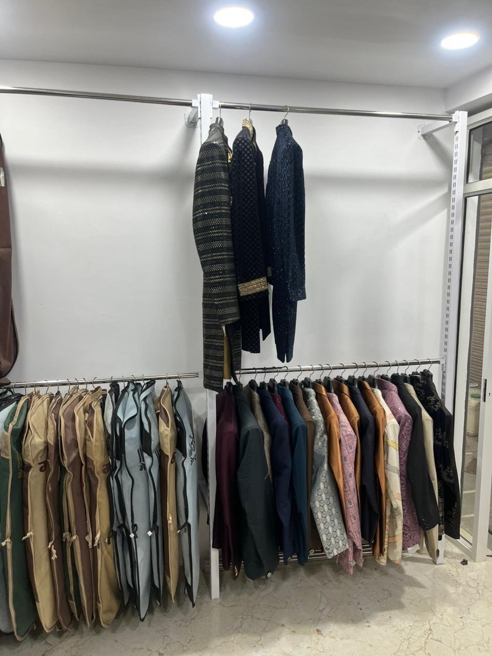 Cloth Hanger Rack photo 1