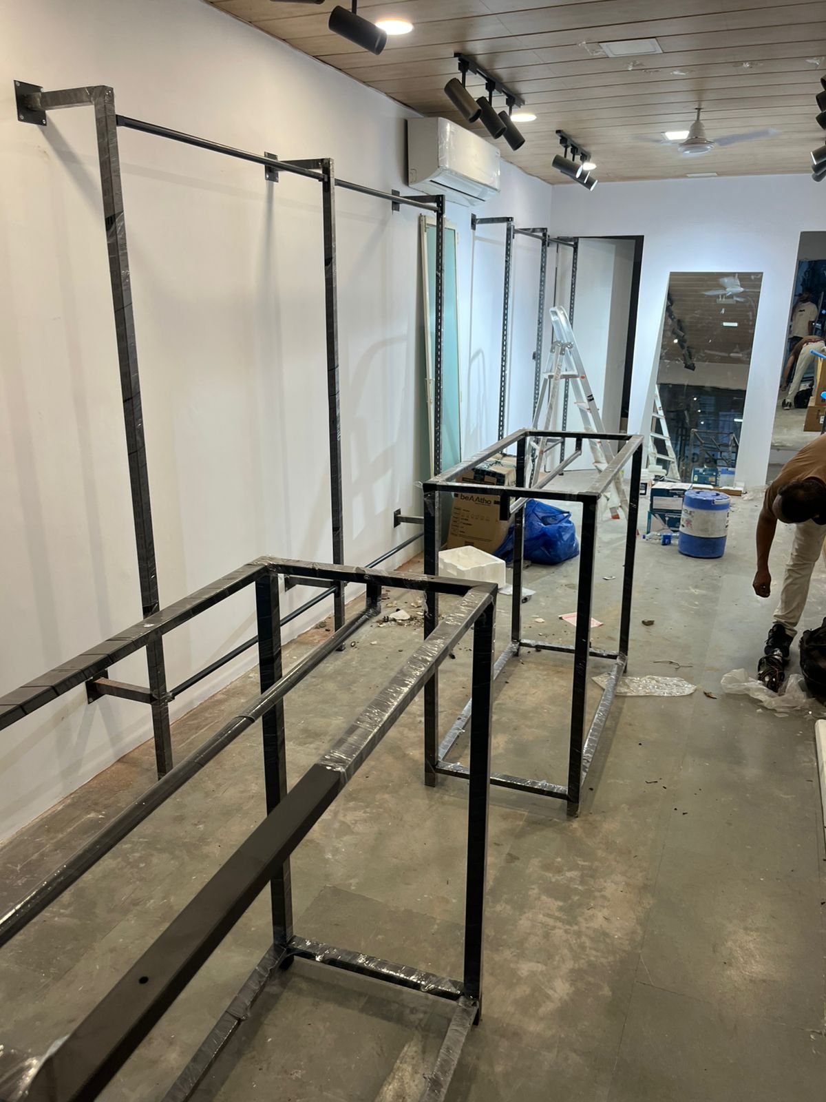 Cloth Hanger Rack photo 3